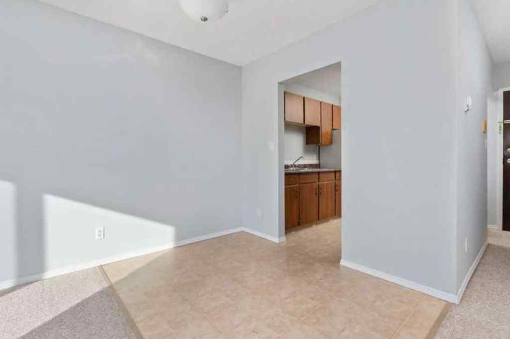 MLS® A2217099 - Unit #402 5418 52 Street  in Sparling Camrose, Residential