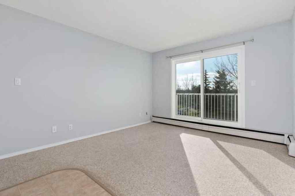 MLS® A2217099 - Unit #402 5418 52 Street  in Sparling Camrose, Residential