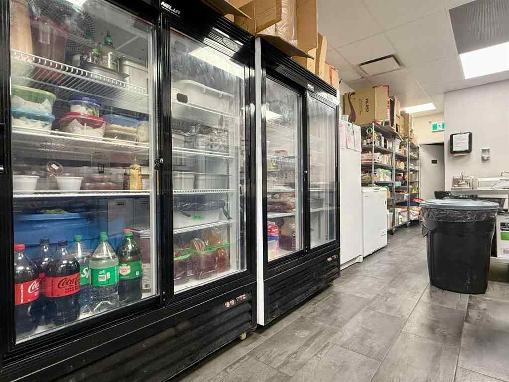 MLS® A2217131 - Unit #18 3304 64 Street  in Temple Calgary, Commercial