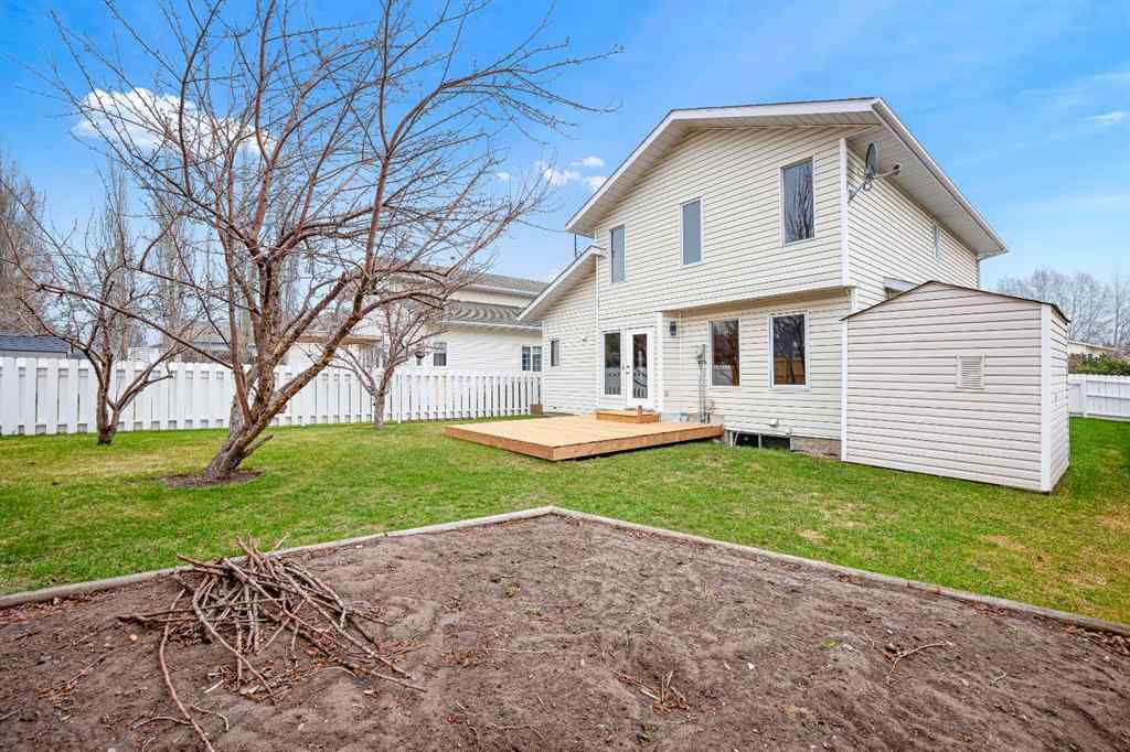 MLS® A2217142 - 4006 59 Avenue Close  in Southridge Lloydminster, Residential