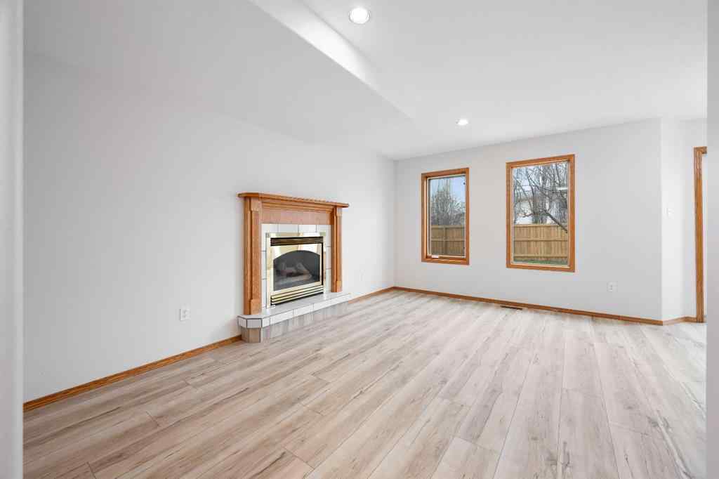 MLS® A2217142 - 4006 59 Avenue Close  in Southridge Lloydminster, Residential