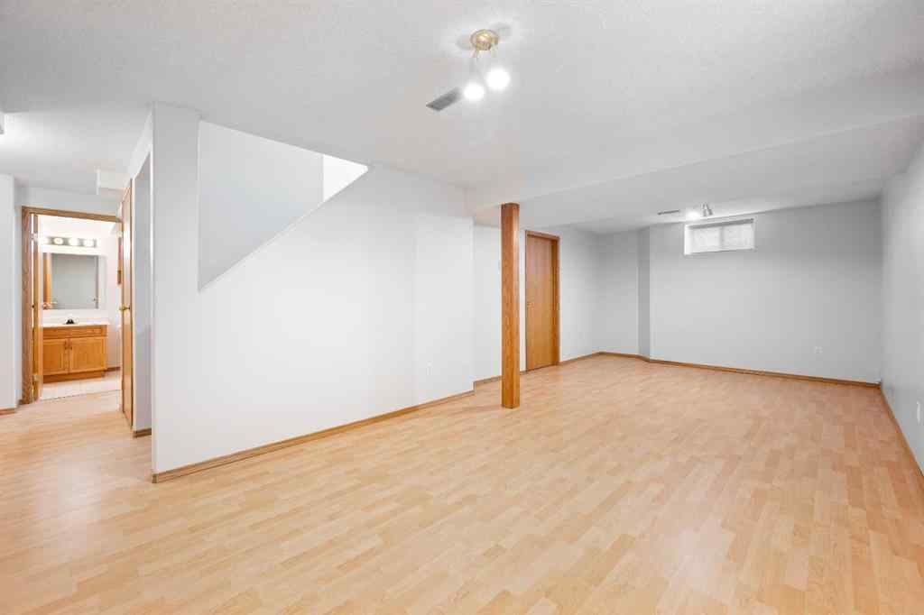 MLS® A2217142 - 4006 59 Avenue Close  in Southridge Lloydminster, Residential
