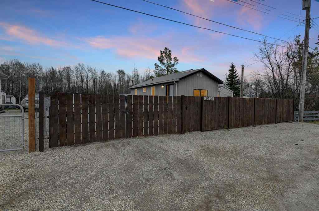 MLS® A2217181 - 10320 105 Avenue  in NONE Hythe, Residential