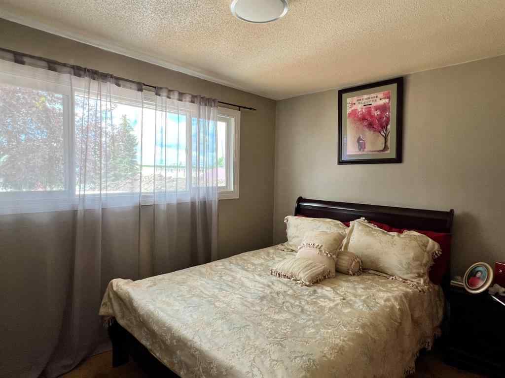 MLS® A2217186 - 5204 48 Street  in NONE Valleyview, Residential