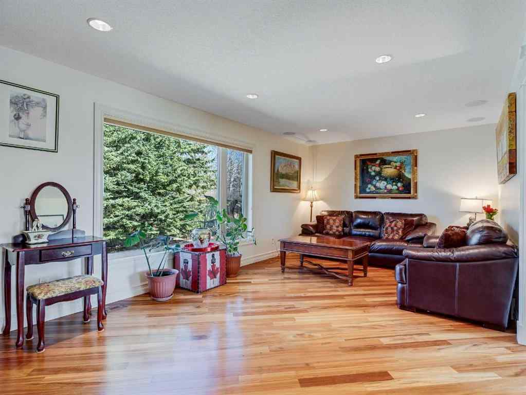 MLS® A2217191 - 225 Huggard Road  in Springbank Rural Rocky View County, Residential