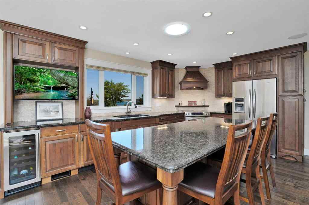 MLS® A2217241 - 3403 Lakeshore Drive  in Cottage Area Sylvan Lake, Residential