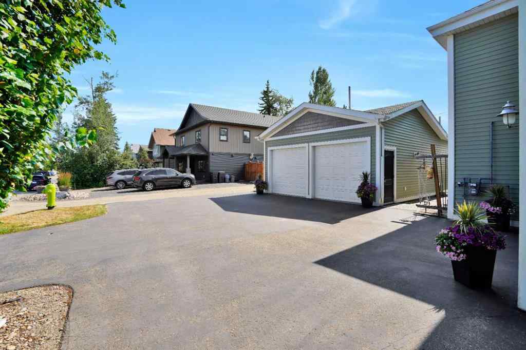 MLS® A2217241 - 3403 Lakeshore Drive  in Cottage Area Sylvan Lake, Residential