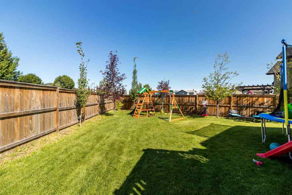 MLS® A2217258 - 5 Hodgstreet Place  in Hewlett Park Sylvan Lake, Residential