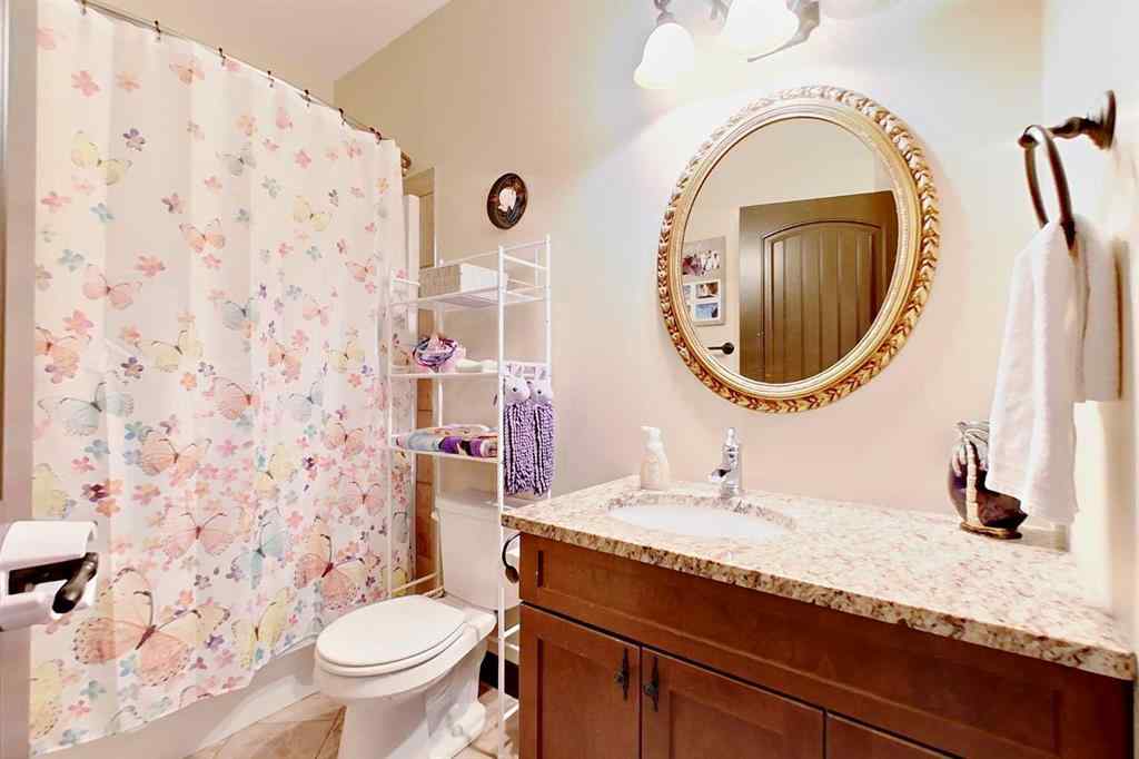 MLS® A2217258 - 5 Hodgstreet Place  in Hewlett Park Sylvan Lake, Residential