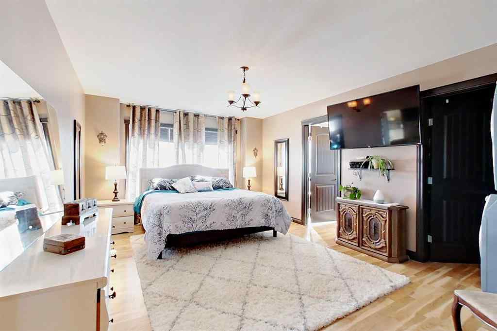 MLS® A2217258 - 5 Hodgstreet Place  in Hewlett Park Sylvan Lake, Residential
