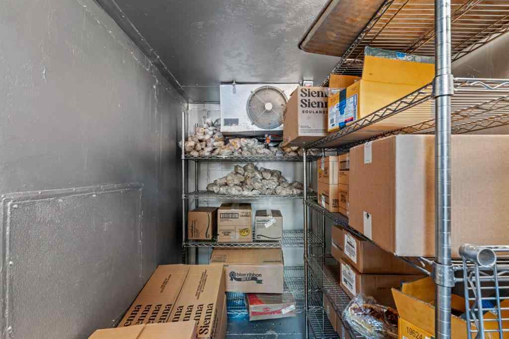 MLS® A2217265 - Unit #156 55 Castleridge Boulevard NE in Castleridge Calgary, Commercial