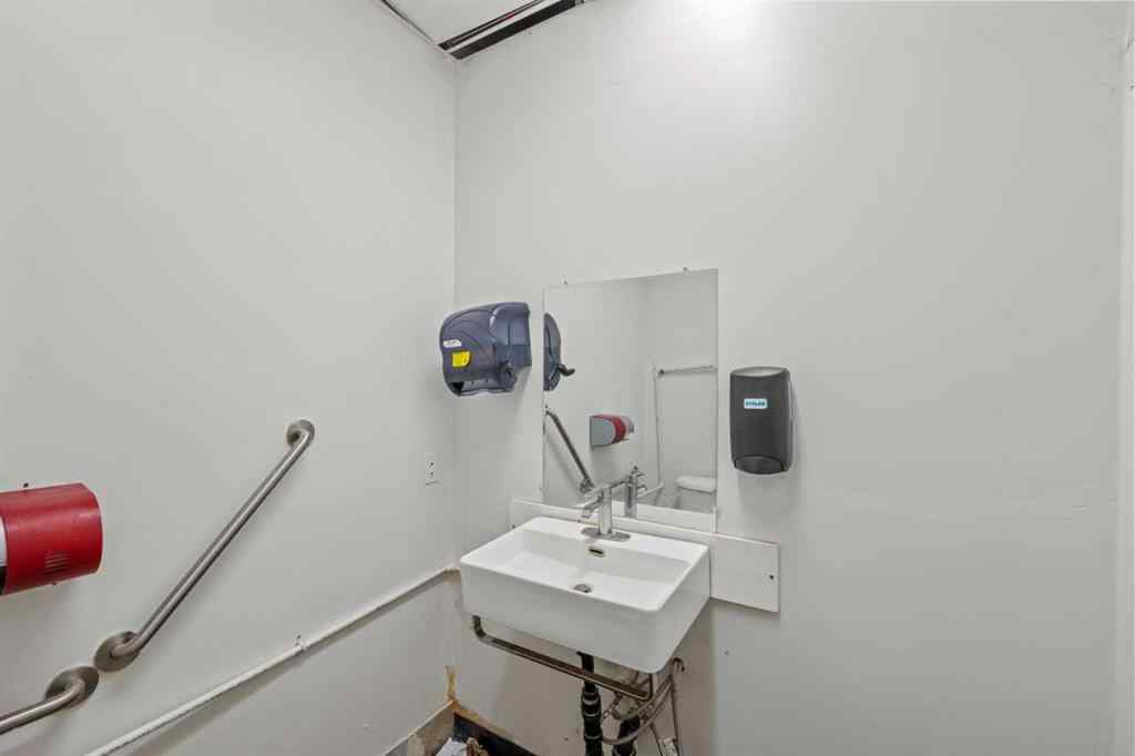 MLS® A2217265 - Unit #156 55 Castleridge Boulevard NE in Castleridge Calgary, Commercial