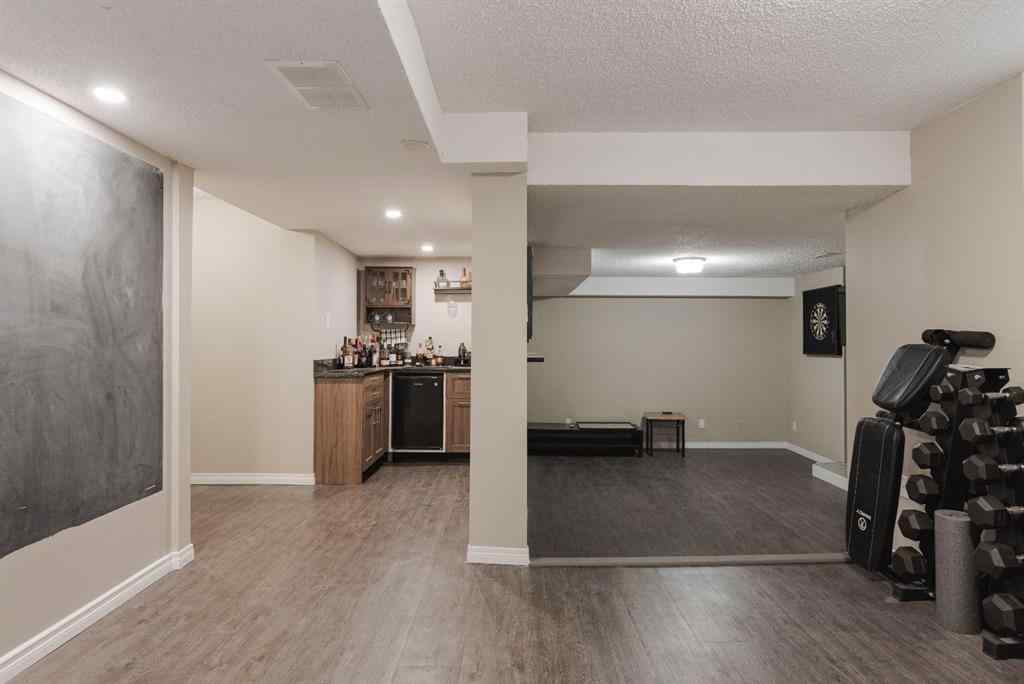 MLS® A2217309 - 121 Cowley Bay  in Thickwood Fort McMurray, Residential