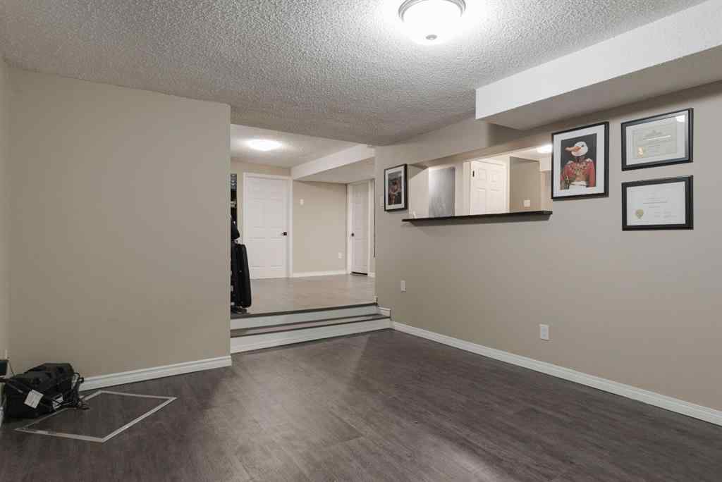 MLS® A2217309 - 121 Cowley Bay  in Thickwood Fort McMurray, Residential