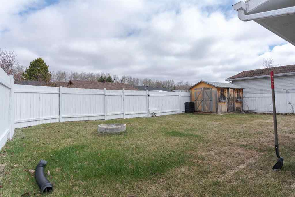 MLS® A2217309 - 121 Cowley Bay  in Thickwood Fort McMurray, Residential