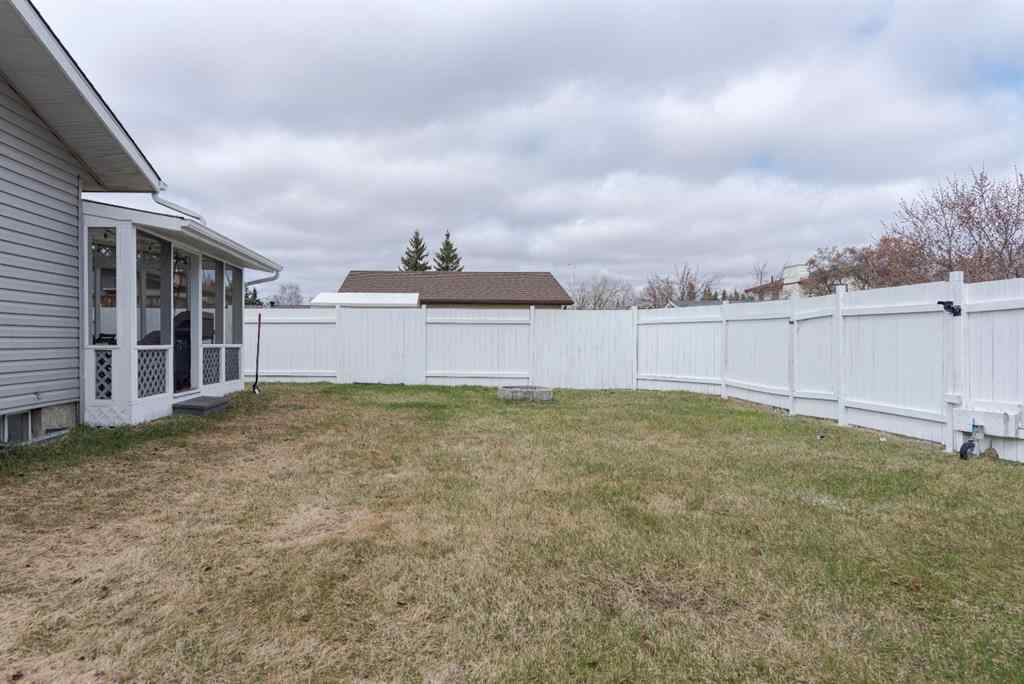 MLS® A2217309 - 121 Cowley Bay  in Thickwood Fort McMurray, Residential