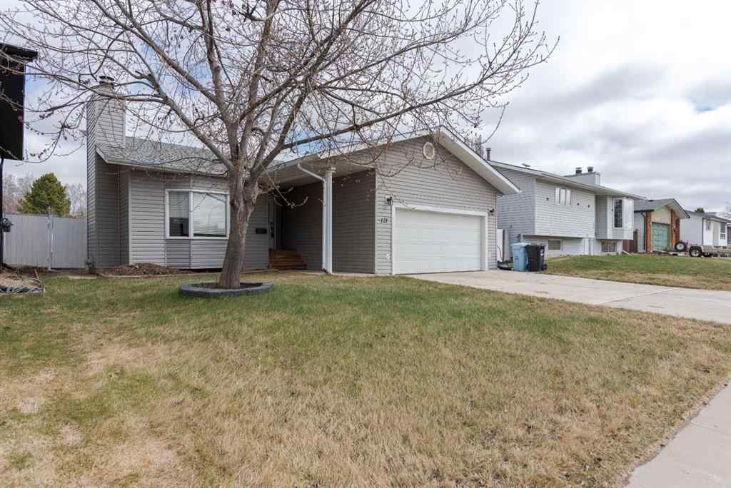 MLS® A2217309 - 121 Cowley Bay  in Thickwood Fort McMurray, Residential