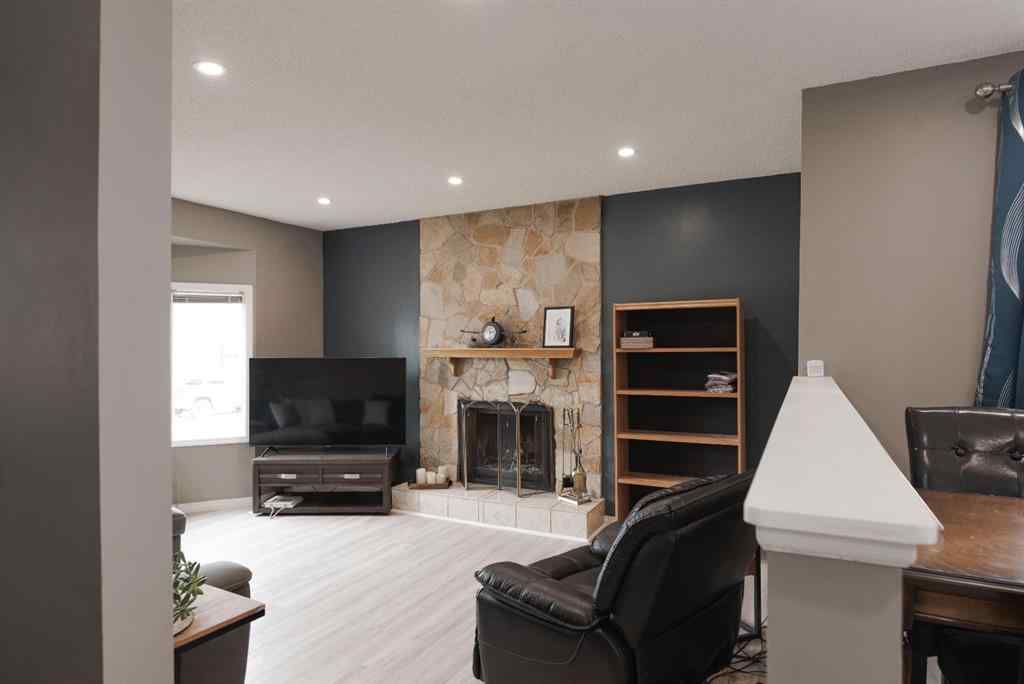 MLS® A2217309 - 121 Cowley Bay  in Thickwood Fort McMurray, Residential