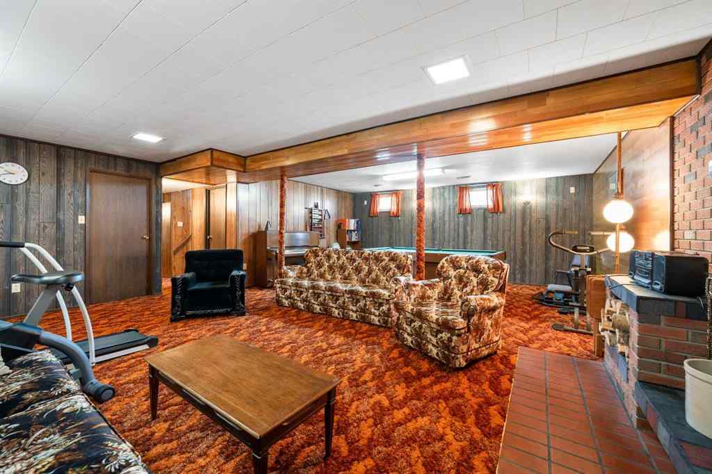 MLS® A2217346 - 27471 17 Highway  in NONE Rural, Residential