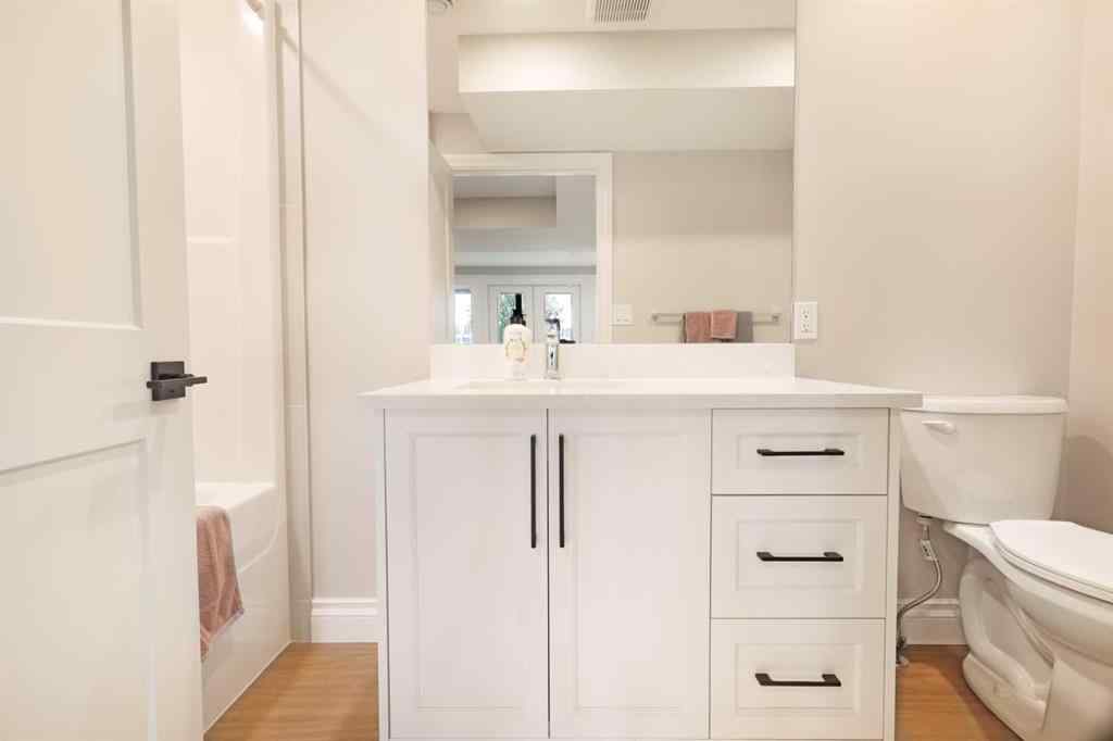 MLS® A2217358 - 911 2 Avenue W in West End Brooks, Residential
