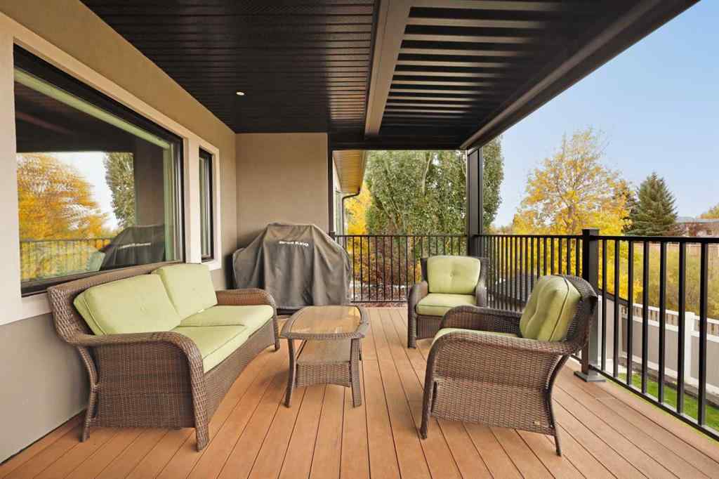 MLS® A2217358 - 911 2 Avenue W in West End Brooks, Residential