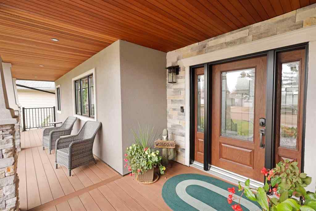 MLS® A2217358 - 911 2 Avenue W in West End Brooks, Residential