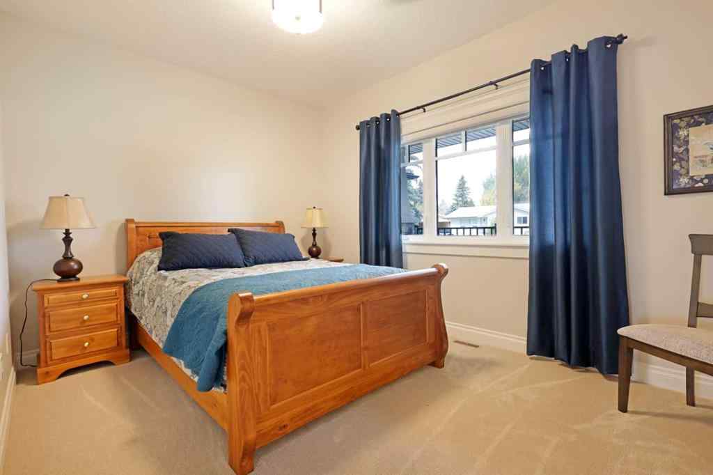 MLS® A2217358 - 911 2 Avenue W in West End Brooks, Residential