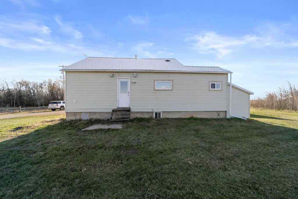 MLS® A2217363 - 39218 Highway 36   in NONE Rural Paintearth No. 18, County of, Residential