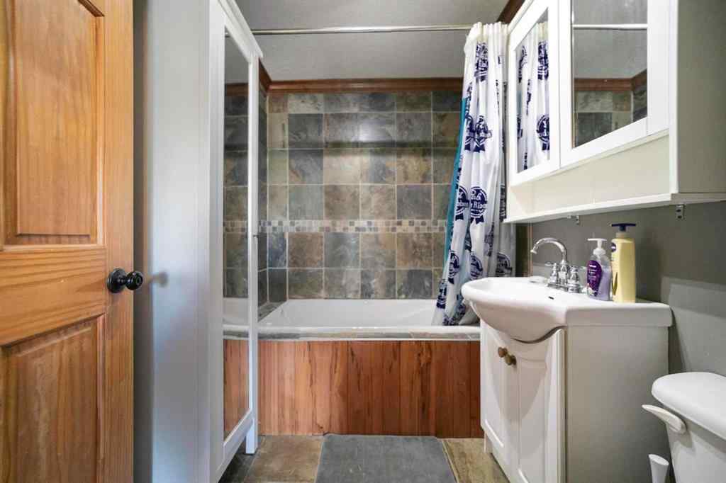 MLS® A2217363 - 39218 Highway 36   in NONE Rural Paintearth No. 18, County of, Residential