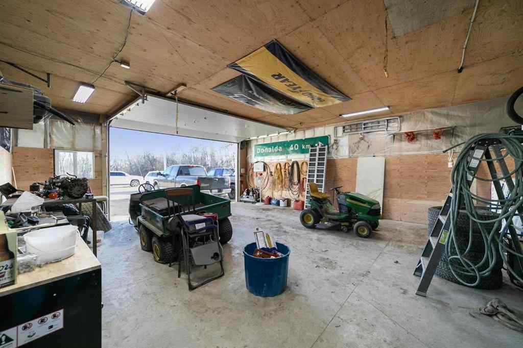 MLS® A2217363 - 39218 Highway 36   in NONE Rural Paintearth No. 18, County of, Residential