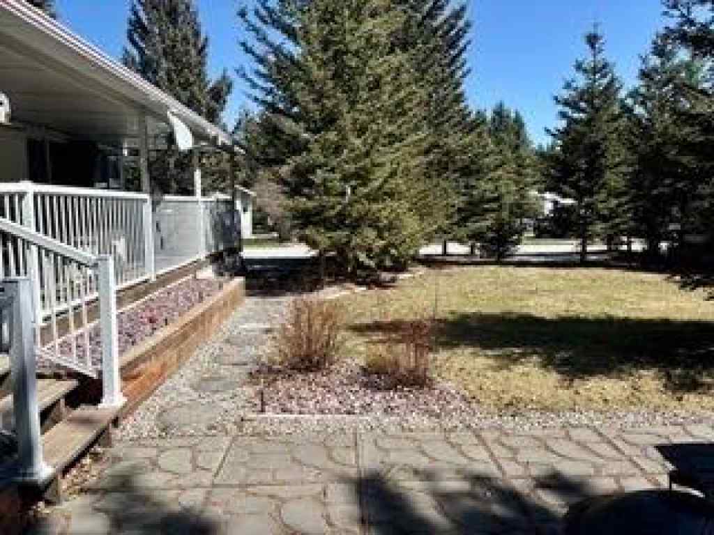 MLS® A2217402 - Unit #10 & 11 5230 highway 27   in NONE Sundre, Land