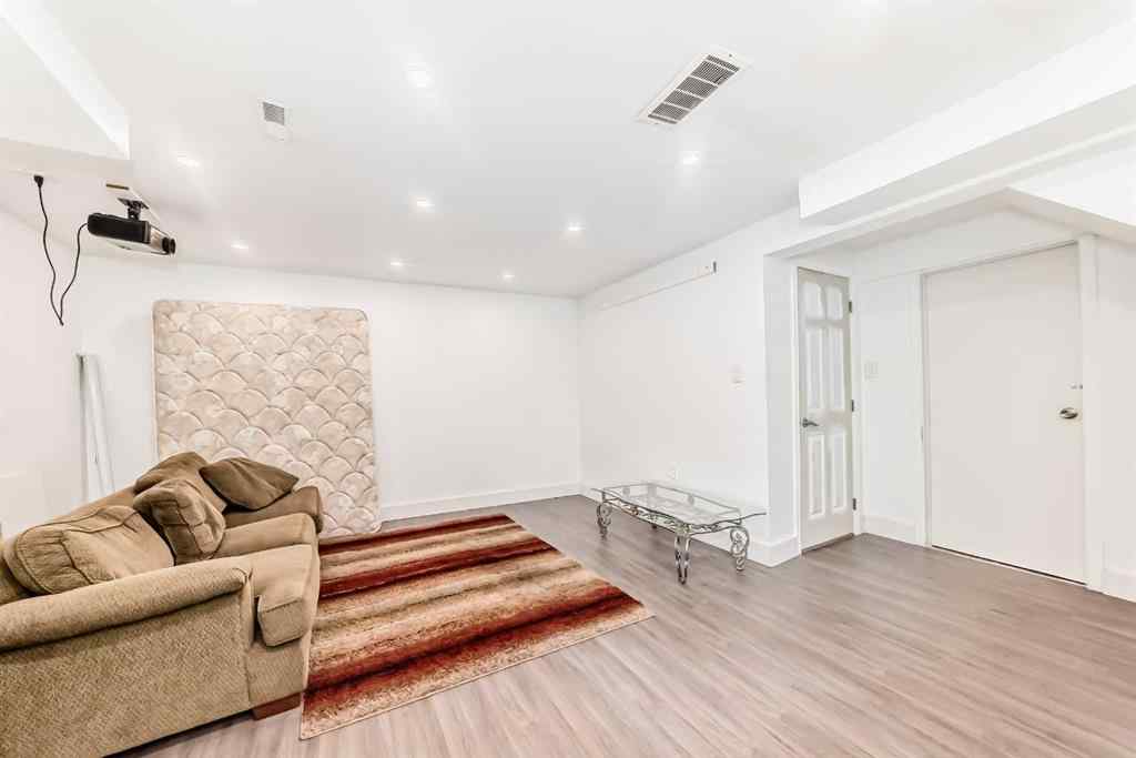 MLS® A2217421 - 148 Pinemill Mews NE in Pineridge Calgary, Residential