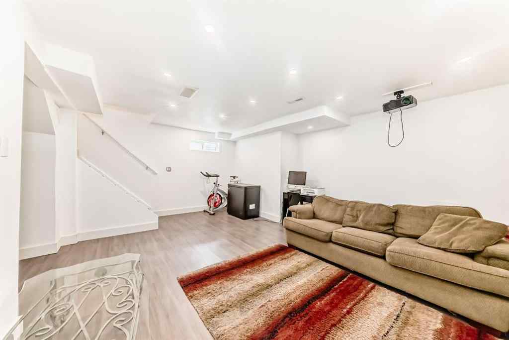 MLS® A2217421 - 148 Pinemill Mews NE in Pineridge Calgary, Residential