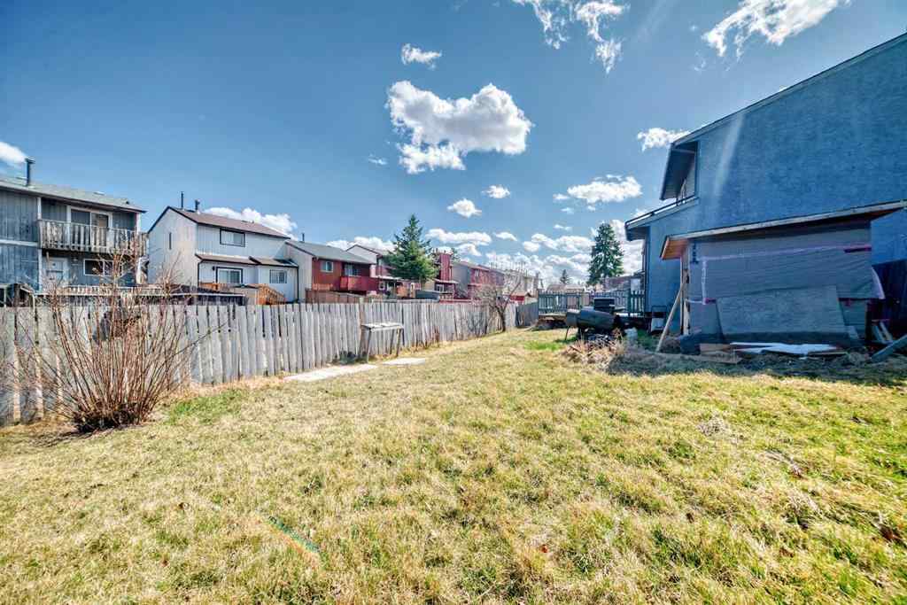 MLS® A2217421 - 148 Pinemill Mews NE in Pineridge Calgary, Residential
