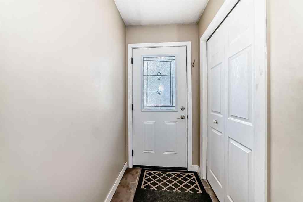 MLS® A2217421 - 148 Pinemill Mews NE in Pineridge Calgary, Residential