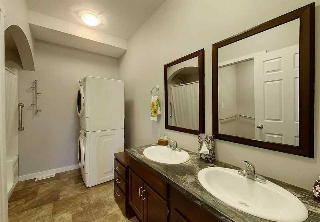 MLS® A2217489 - 5651 16 Ave   in Edson Edson, Residential