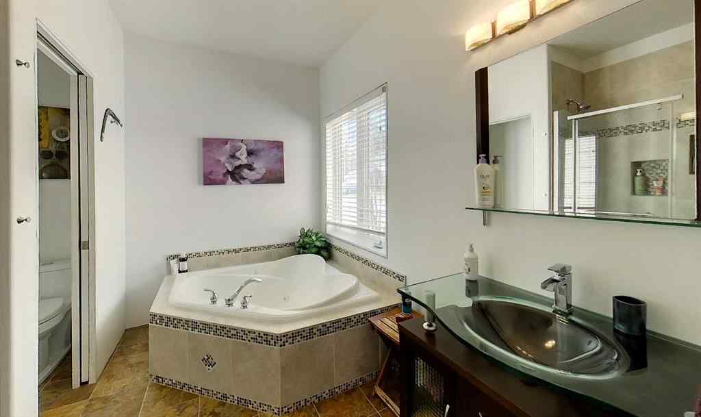 MLS® A2217489 - 5651 16 Ave   in Edson Edson, Residential