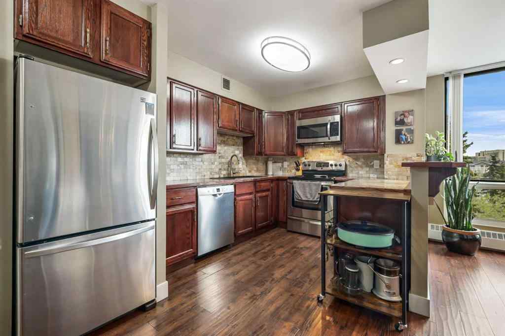 MLS® A2217495 - Unit #404 80 Point Mckay Crescent NW in Point McKay Calgary, Residential