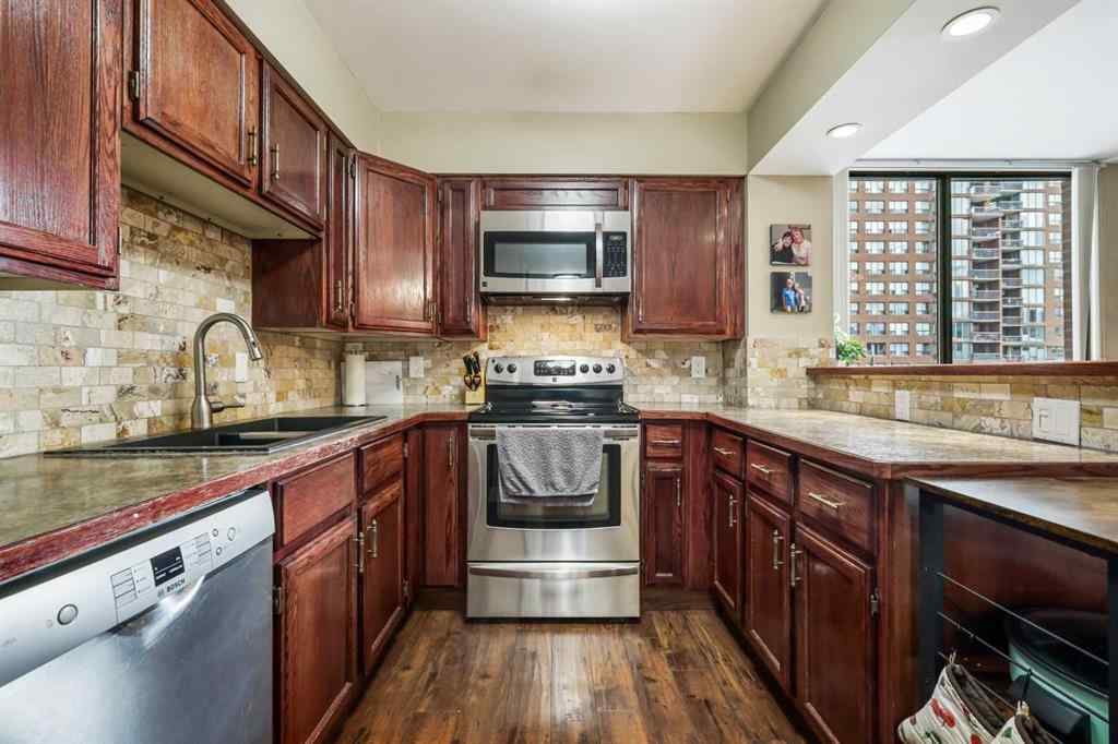 MLS® A2217495 - Unit #404 80 Point Mckay Crescent NW in Point McKay Calgary, Residential