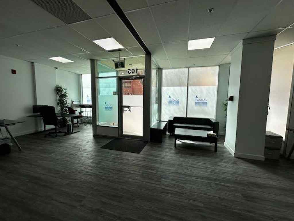 MLS® A2217497 - 128 2 Avenue SE in Chinatown Calgary, Commercial