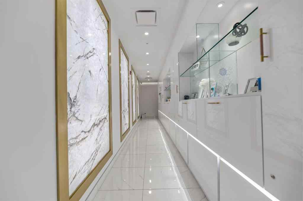 MLS® A2217543 - 4620-4624 16 Avenue NW in Montgomery Calgary, Commercial