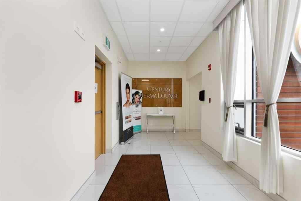 MLS® A2217543 - 4620-4624 16 Avenue NW in Montgomery Calgary, Commercial