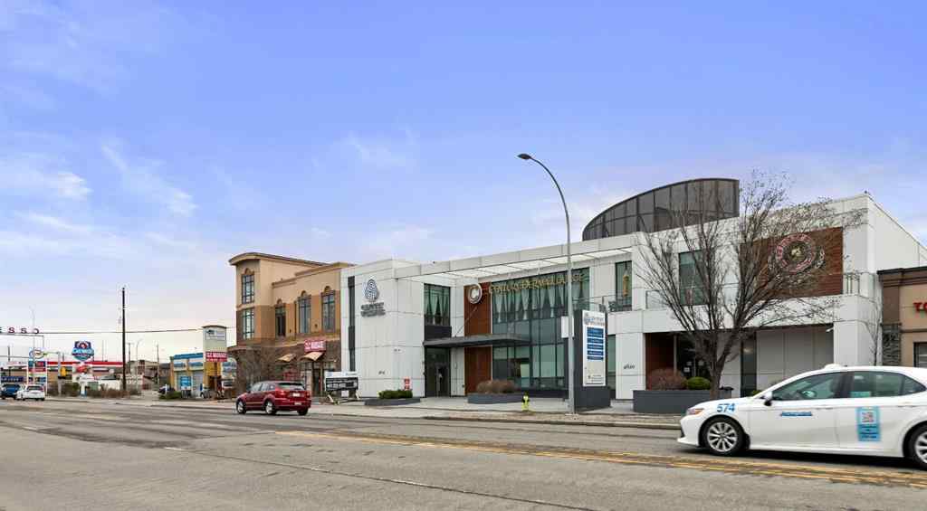 MLS® A2217543 - 4620-4624 16 Avenue NW in Montgomery Calgary, Commercial
