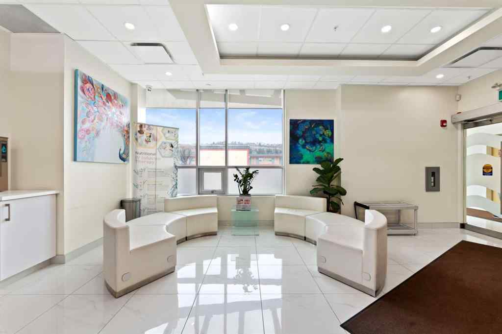 MLS® A2217543 - 4620-4624 16 Avenue NW in Montgomery Calgary, Commercial