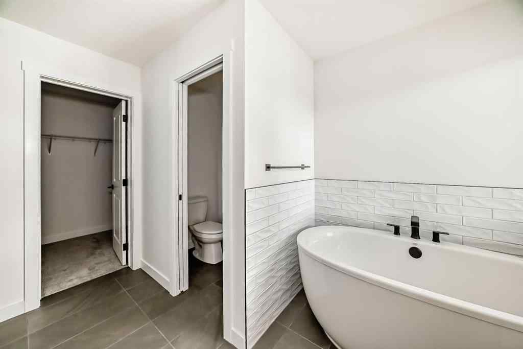 MLS® A2217544 - 6 Appaloosa Way  in Heartland Cochrane, Residential