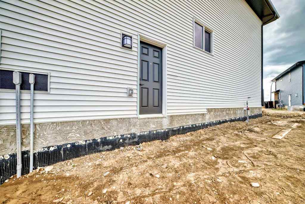 MLS® A2217544 - 6 Appaloosa Way  in Heartland Cochrane, Residential