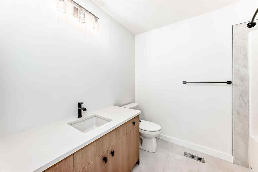 MLS® A2217546 - 17 Appaloosa Crescent  in Heartland Cochrane, Residential