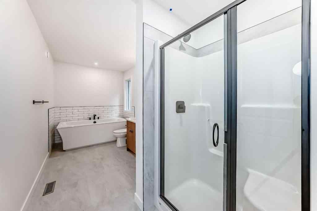 MLS® A2217546 - 17 Appaloosa Crescent  in Heartland Cochrane, Residential
