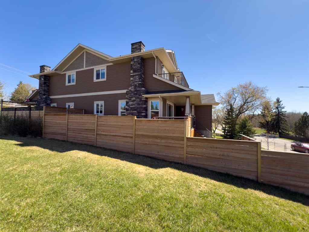 MLS® A2217556 - 5315-A 50 Avenue  in NONE Rocky Mountain House, Residential