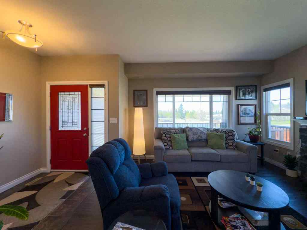 MLS® A2217556 - 5315-A 50 Avenue  in NONE Rocky Mountain House, Residential